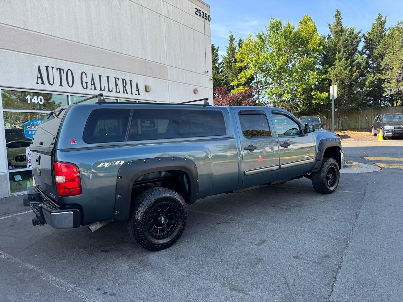 Used 2010 Chevrolet Silverado 2500 LT AWD/4WD image 4