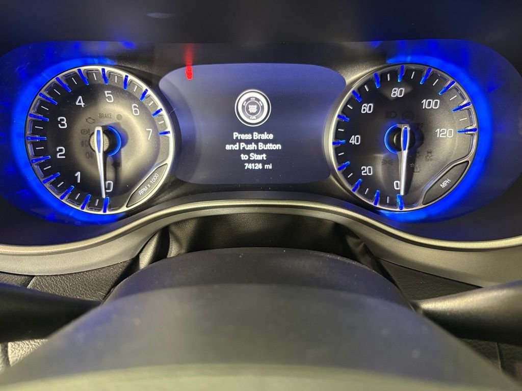 Used 2020 Chrysler Pacifica Touring-L Plus FWD image 24