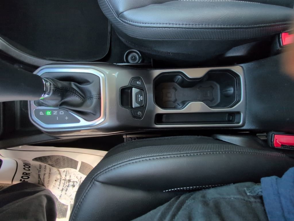 Used 2021 Jeep Renegade Limited image 26