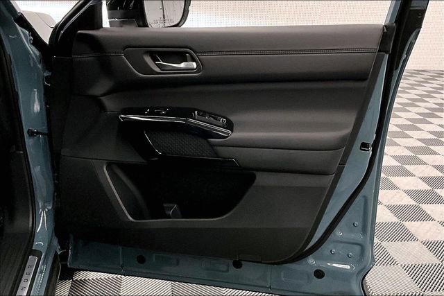 New 2026 Nissan Pathfinder Platinum AWD/4WD image 40