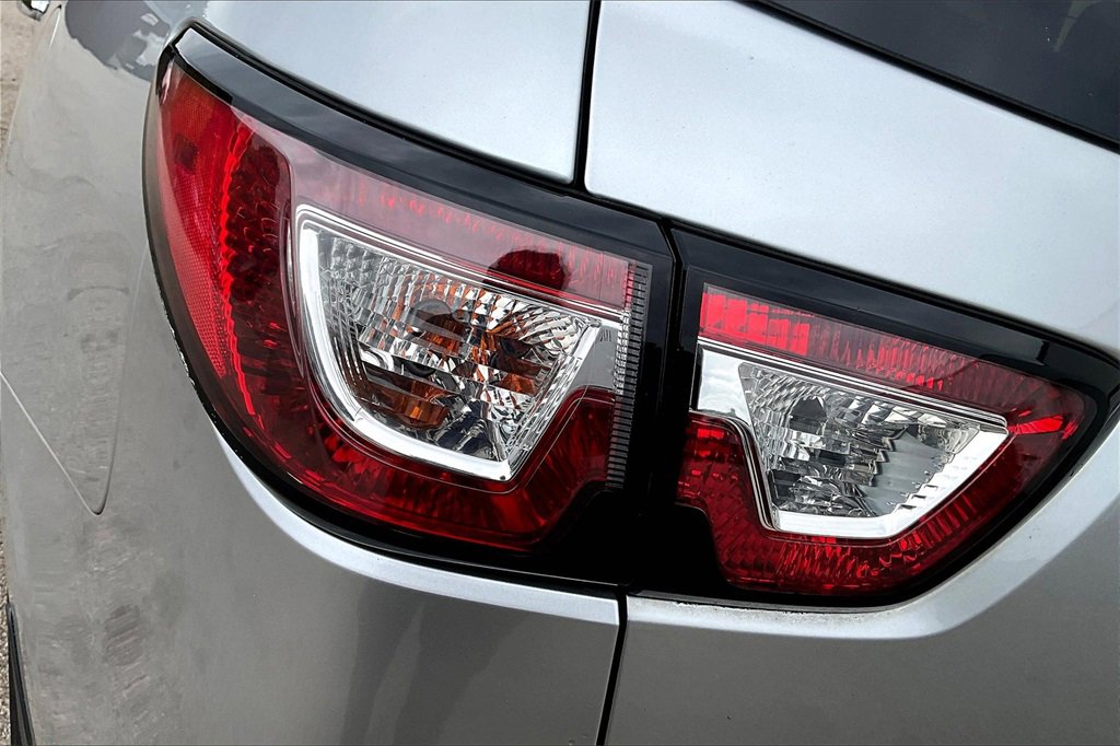 Used 2017 Chevrolet Traverse LT w/ Style and Technology Package image 23
