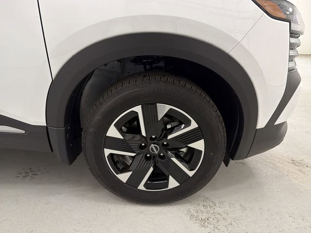 New 2026 Nissan Kicks SV w/ SV Premium Package image 14