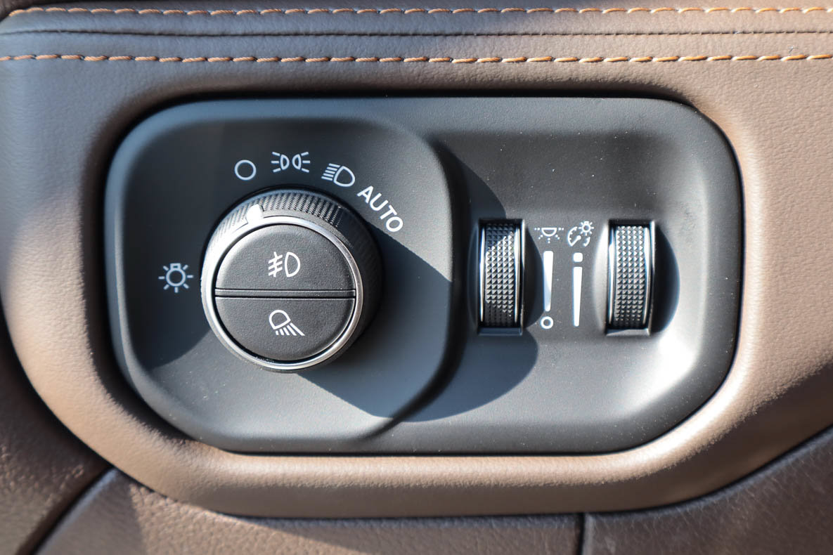 New 2027 RAM 3500 Longhorn AWD/4WD image 15