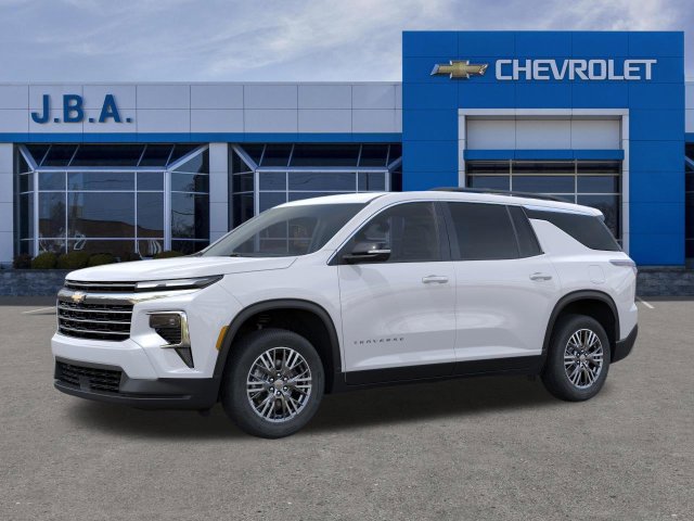New 2027 Chevrolet Traverse LT w/ Driver Confidence Package FWD image 2