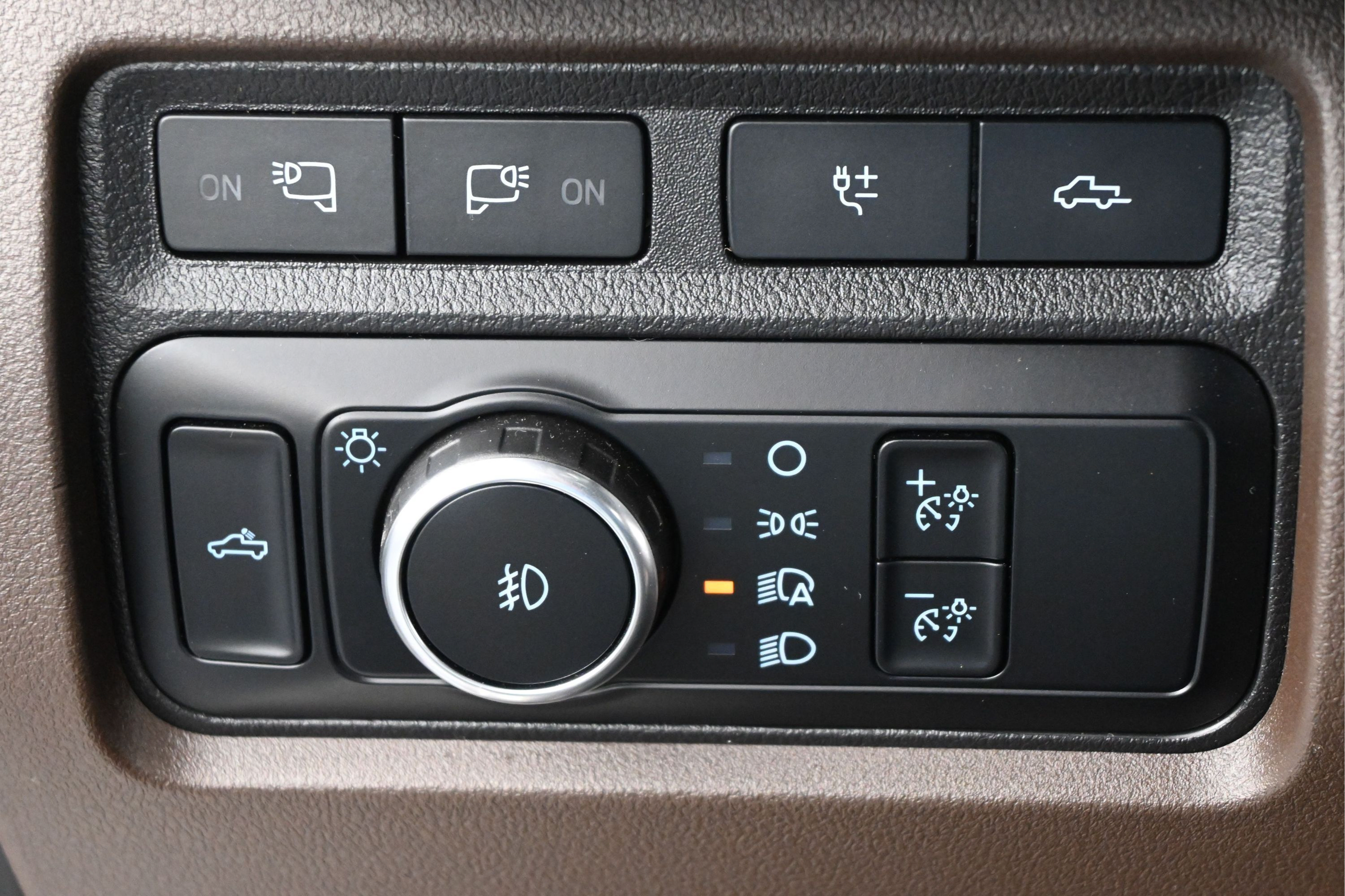 Certified 2024 Ford F350 King Ranch AWD/4WD image 21