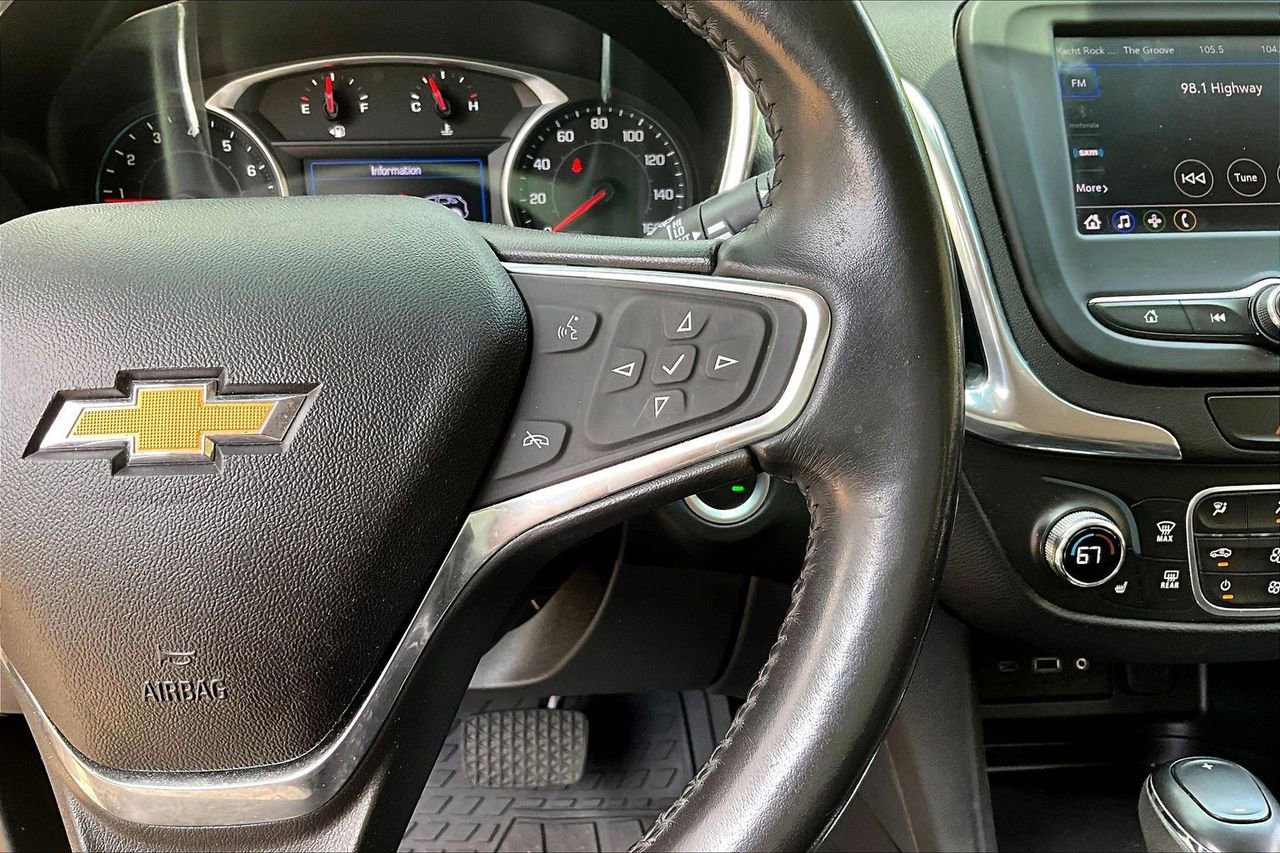 Used 2020 Chevrolet Equinox LT FWD image 11