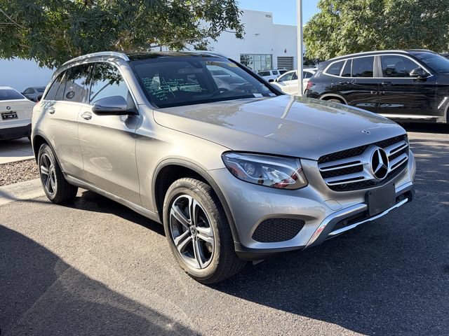 Used 2019 Mercedes-Benz GLC 300 4MATIC image 3