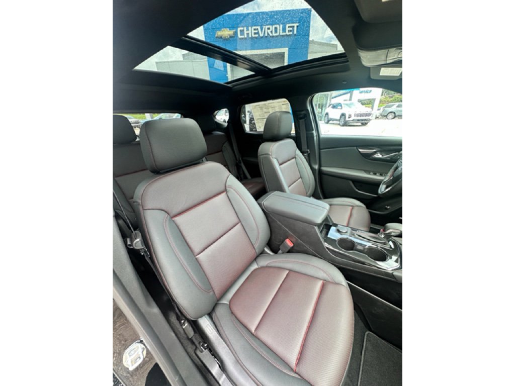 New 2025 Chevrolet Blazer RS w/ Driver Confidence II Package image 27