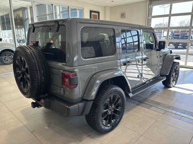 Used 2023 Jeep Wrangler Unlimited Sahara w/ Dual Top Group image 2