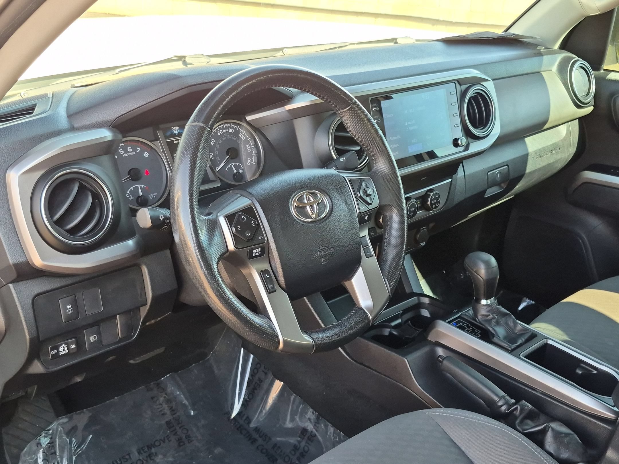 Used 2021 Toyota Tacoma SR5 RWD image 12