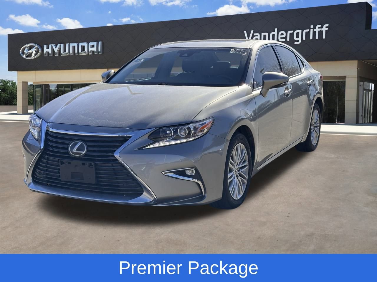 Used 2018 Lexus ES 350 w/ Navigation System Package image 2