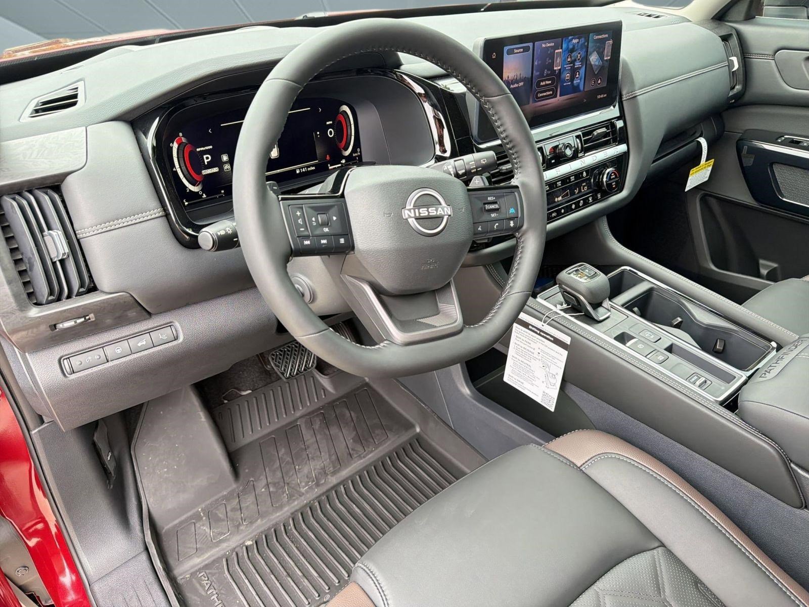 New 2026 Nissan Pathfinder Platinum image 4
