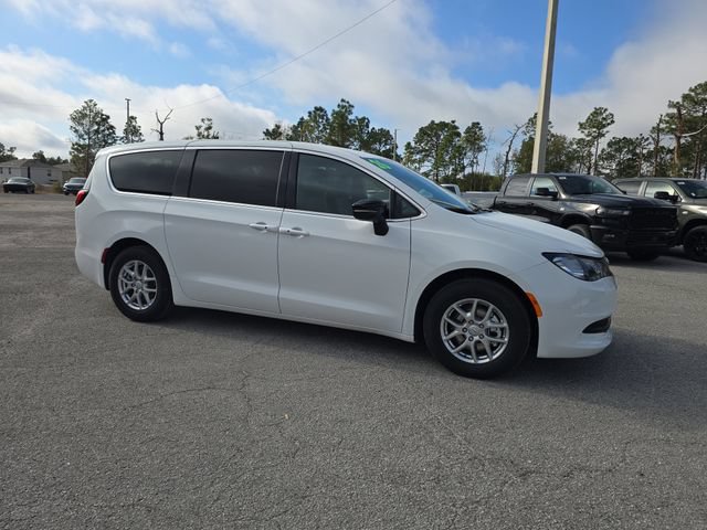 New 2026 Chrysler Voyager LX FWD image 2