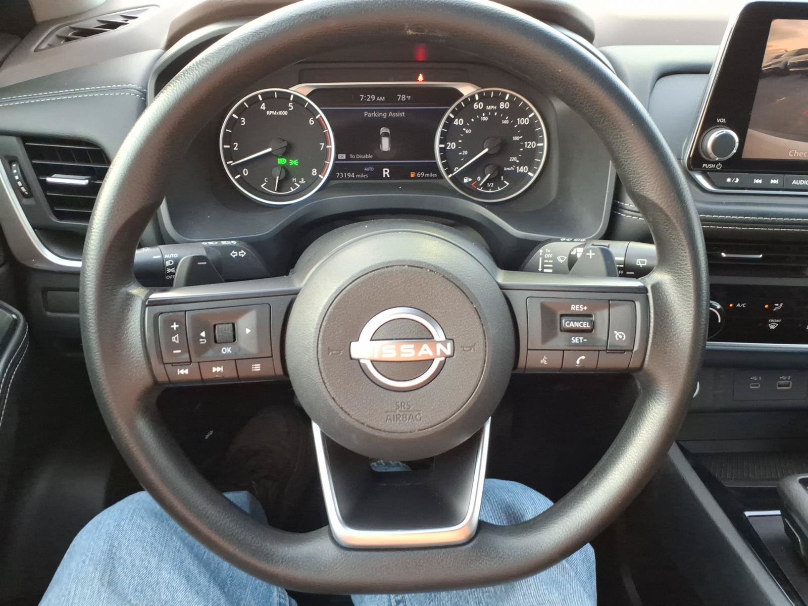 Used 2022 Nissan Rogue S AWD/4WD image 16