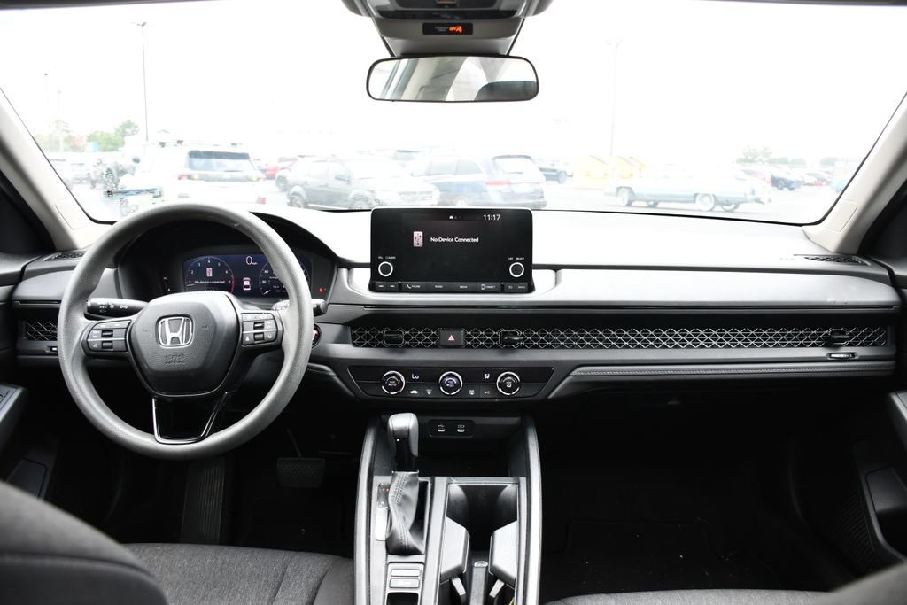 Used 2023 Honda Accord LX image 21