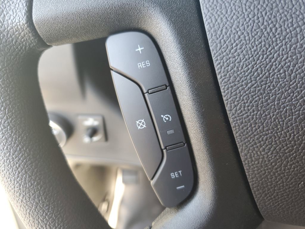 New 2025 Chevrolet Express 3500 w/ Power Convenience Package image 28