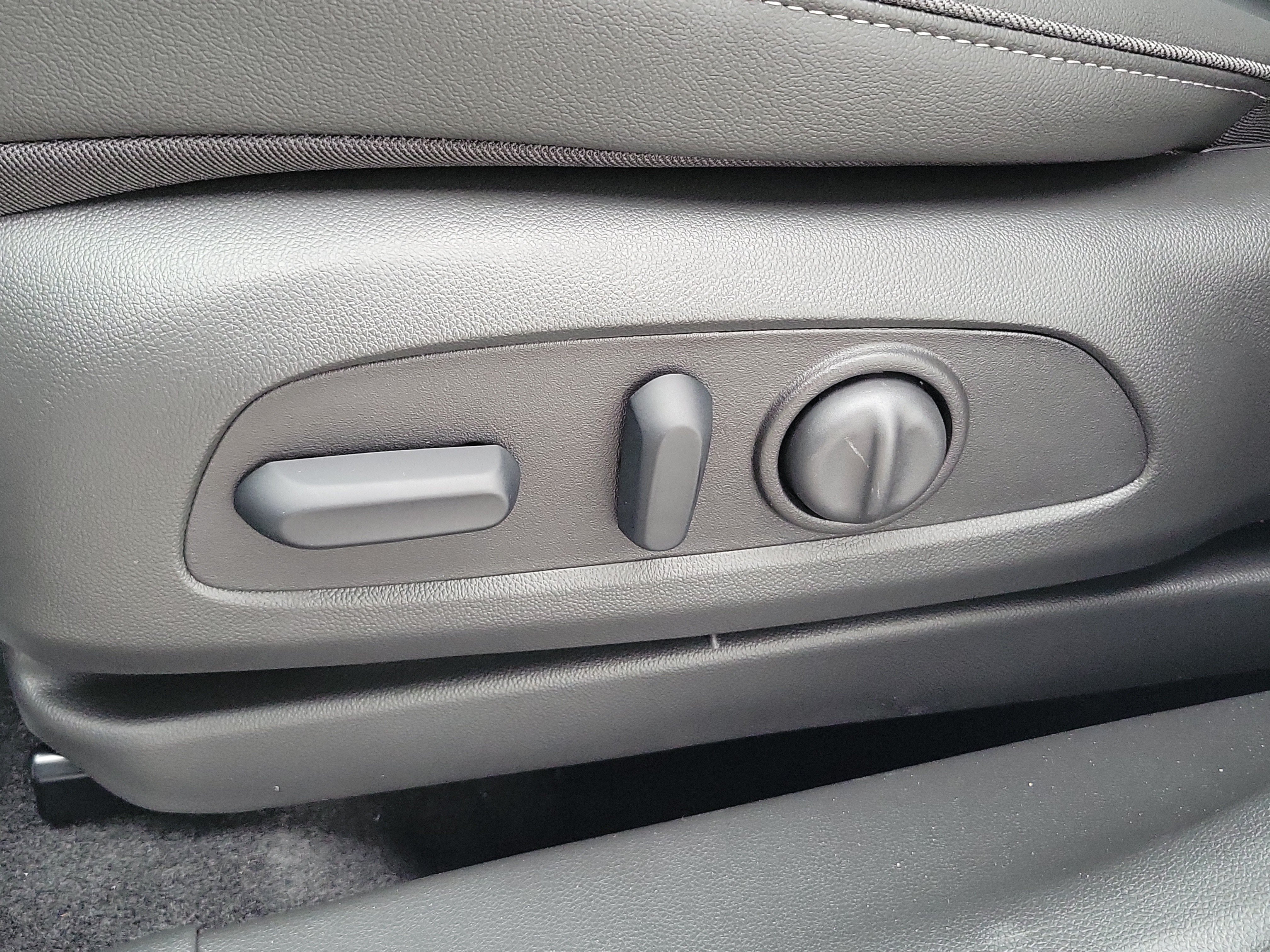 New 2026 Buick Encore GX Preferred w/ Comfort Package FWD image 22