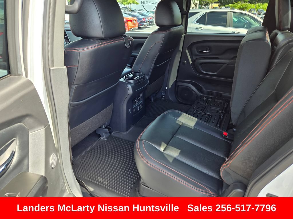 Used 2024 Nissan Titan PRO-4X w/ Pro-4x Convenience Package AWD/4WD image 14