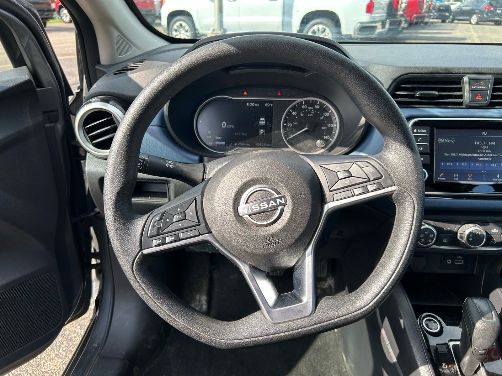 Used 2025 Nissan Versa SV FWD image 9