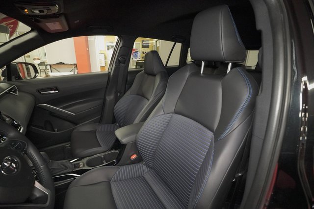 Certified 2024 Toyota Corolla Cross XSE image 13