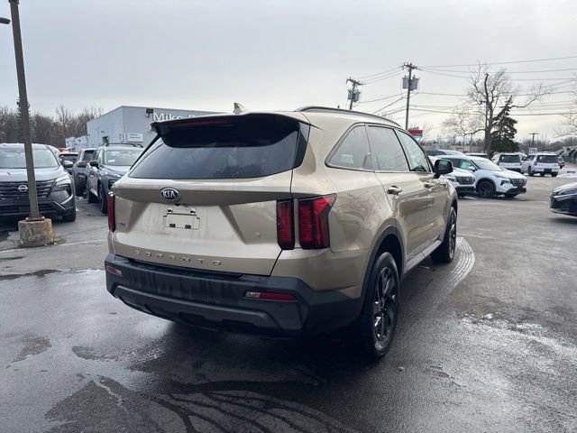 Used 2021 Kia Sorento S w/ Panoramic Sunroof Package image 2