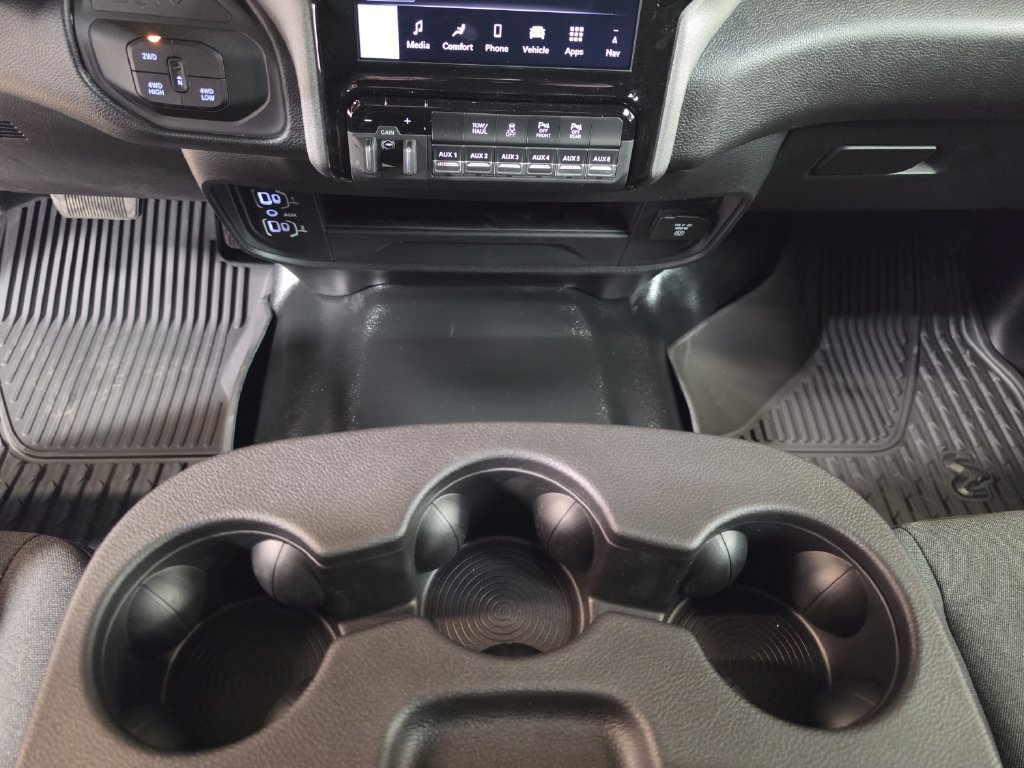 New 2026 RAM 2500 Tradesman AWD/4WD image 23