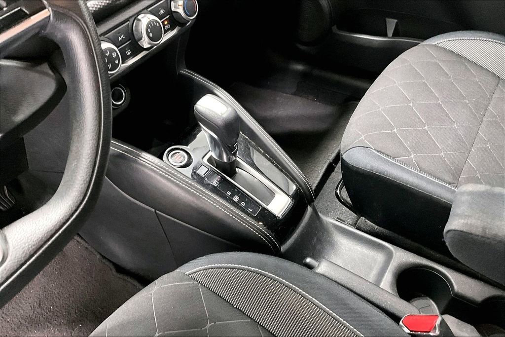 Used 2018 Nissan Kicks S image 17