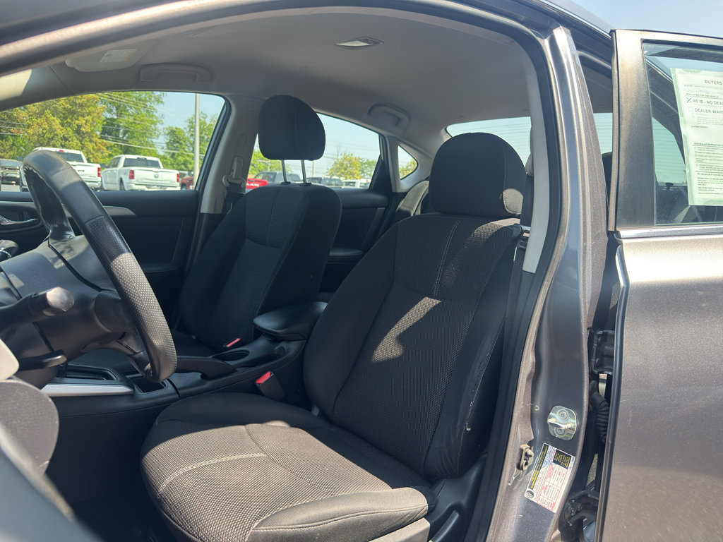Used 2018 Nissan Sentra S FWD image 11