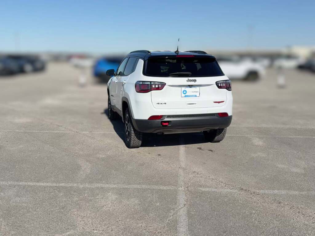 New 2026 Jeep Compass Trailhawk image 9