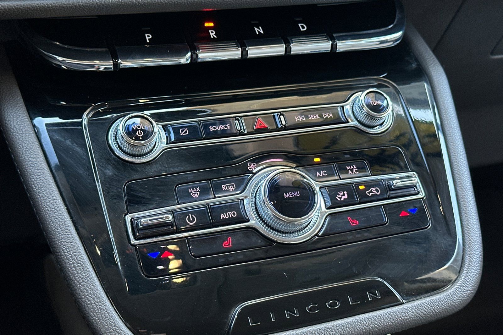 Used 2022 Lincoln Corsair FWD image 19