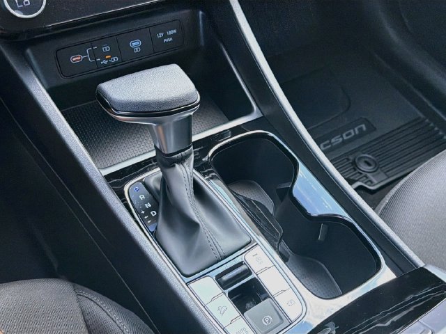 New 2026 Hyundai Tucson SEL Plus FWD image 16