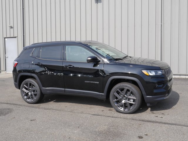 New 2025 Jeep Compass Limited w/ Sun & Sound Group image 8