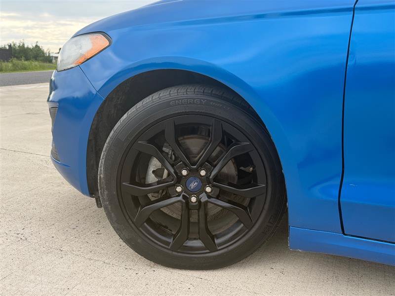 Used 2019 Ford Fusion SE w/ Equipment Group 151A FWD image 11