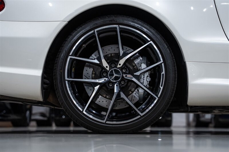 Used 2009 Mercedes-Benz SL 65 AMG image 15