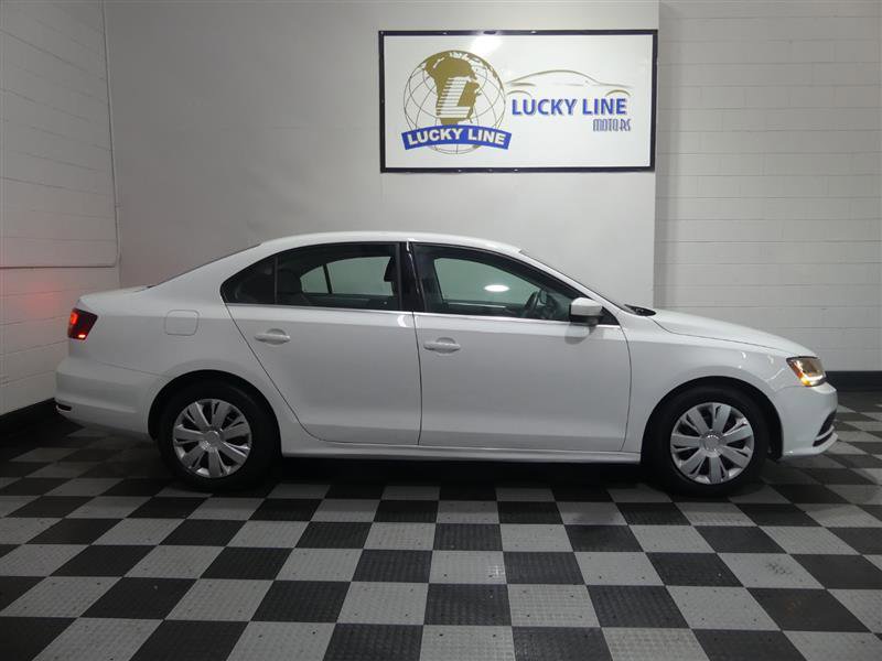 Used 2017 Volkswagen Jetta S image 6