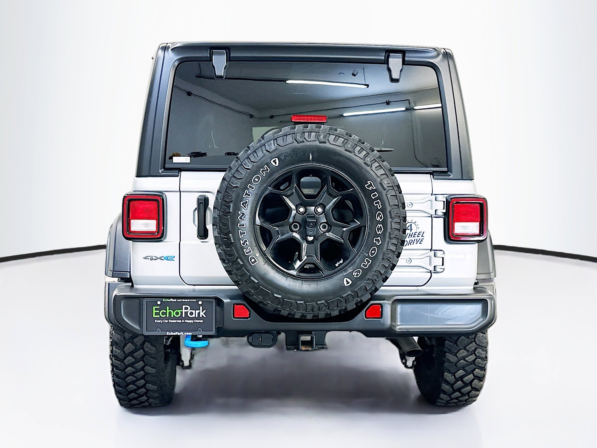 Used 2023 Jeep Wrangler Unlimited w/ Cold Weather Group AWD/4WD image 7