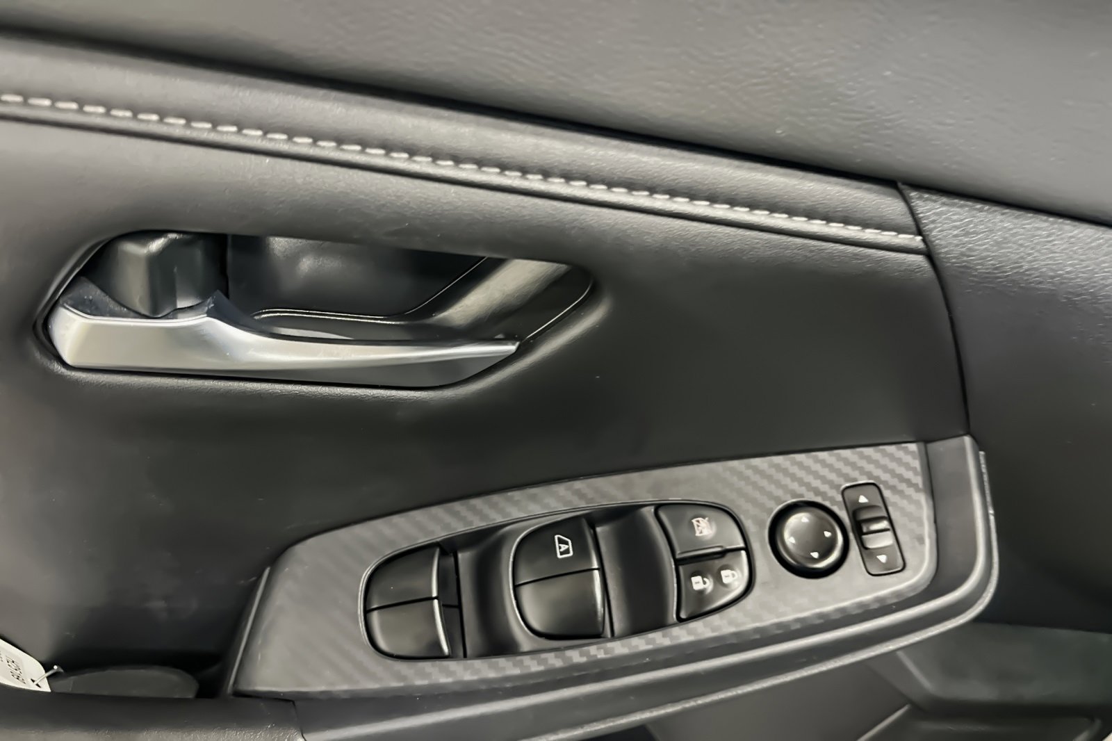 Used 2022 Nissan Sentra SV image 40