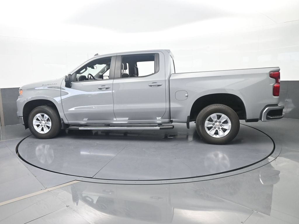 Used 2024 Chevrolet Silverado 1500 LT RWD image 3