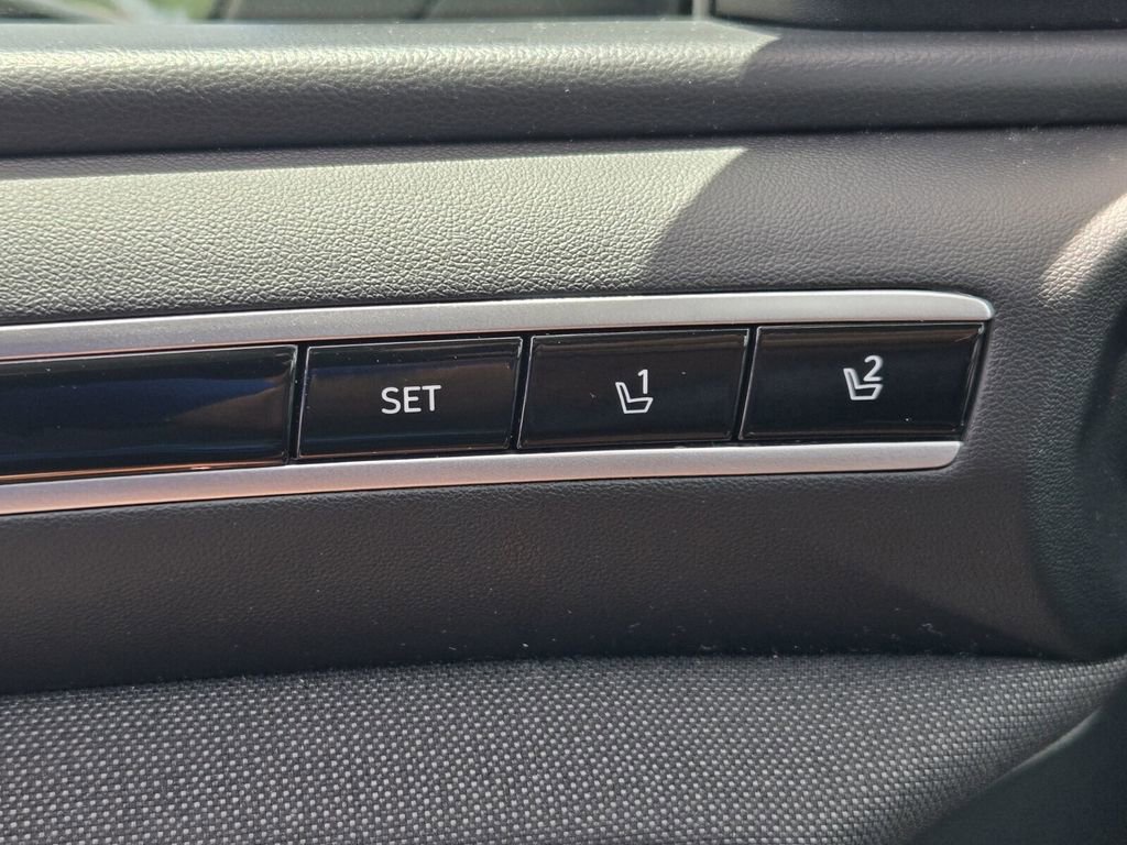 Certified 2024 Hyundai Tucson Limited FWD image 30