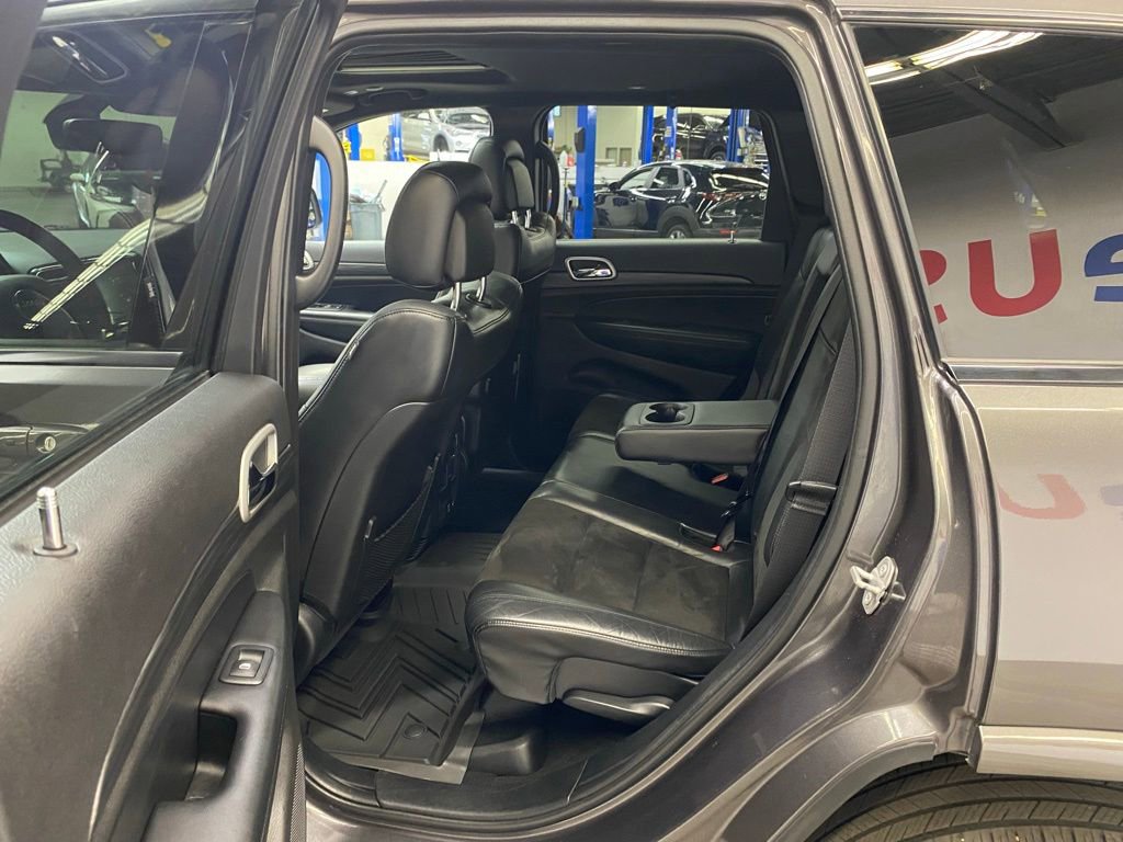 Used 2020 Jeep Grand Cherokee Altitude image 17