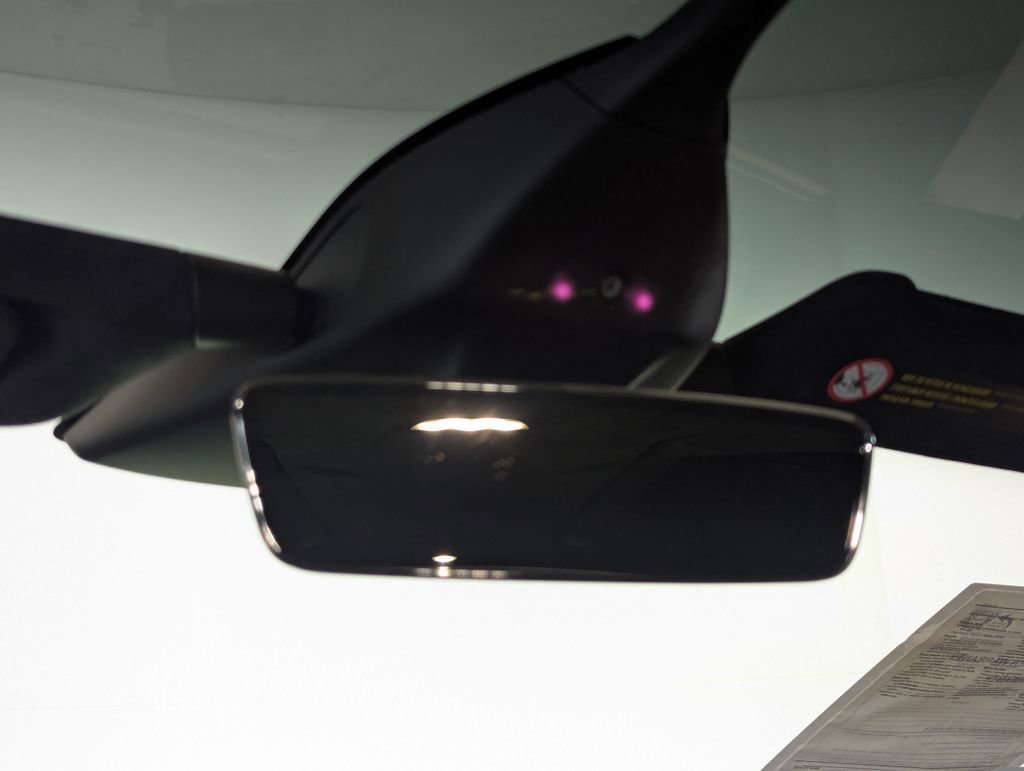 Used 2022 Tesla Model X Plaid image 47