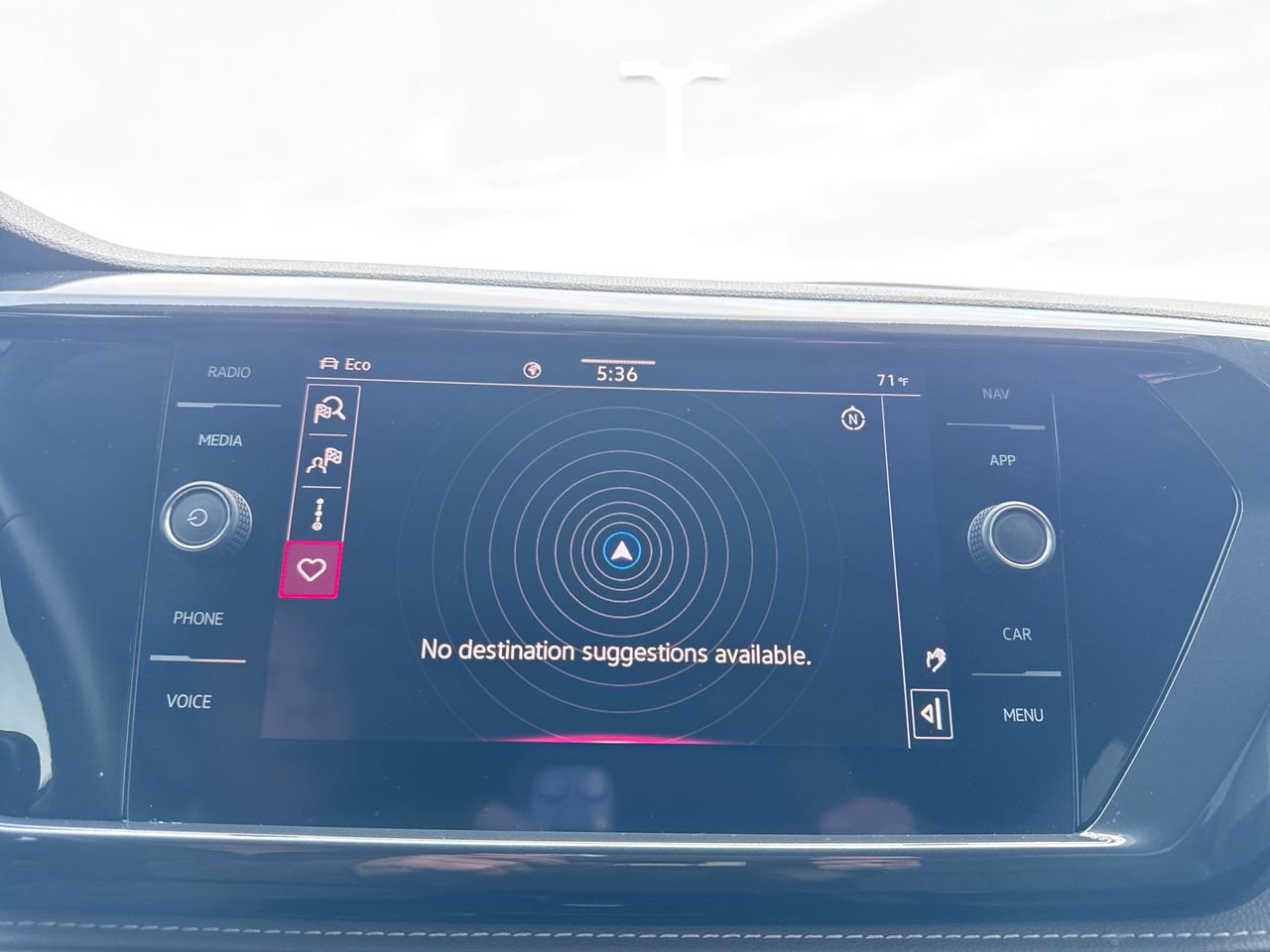 Used 2022 Volkswagen Taos SEL AWD/4WD image 17