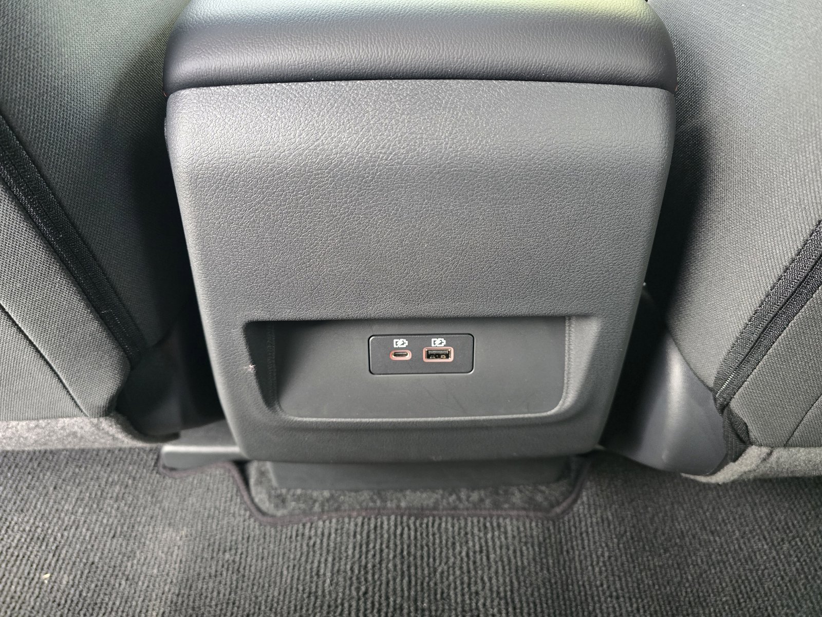 Used 2025 Nissan Frontier PRO-4X image 25