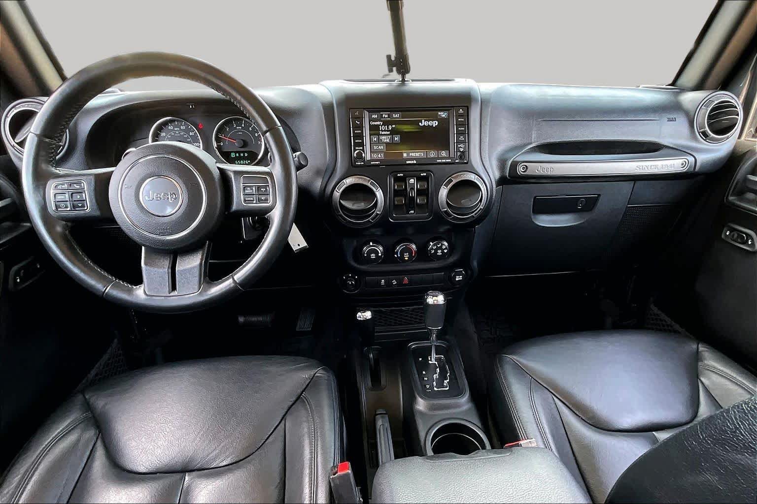 Used 2017 Jeep Wrangler Unlimited Sport AWD/4WD image 14