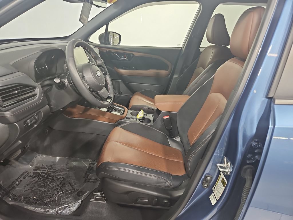 Certified 2025 Subaru Forester Touring AWD/4WD image 11