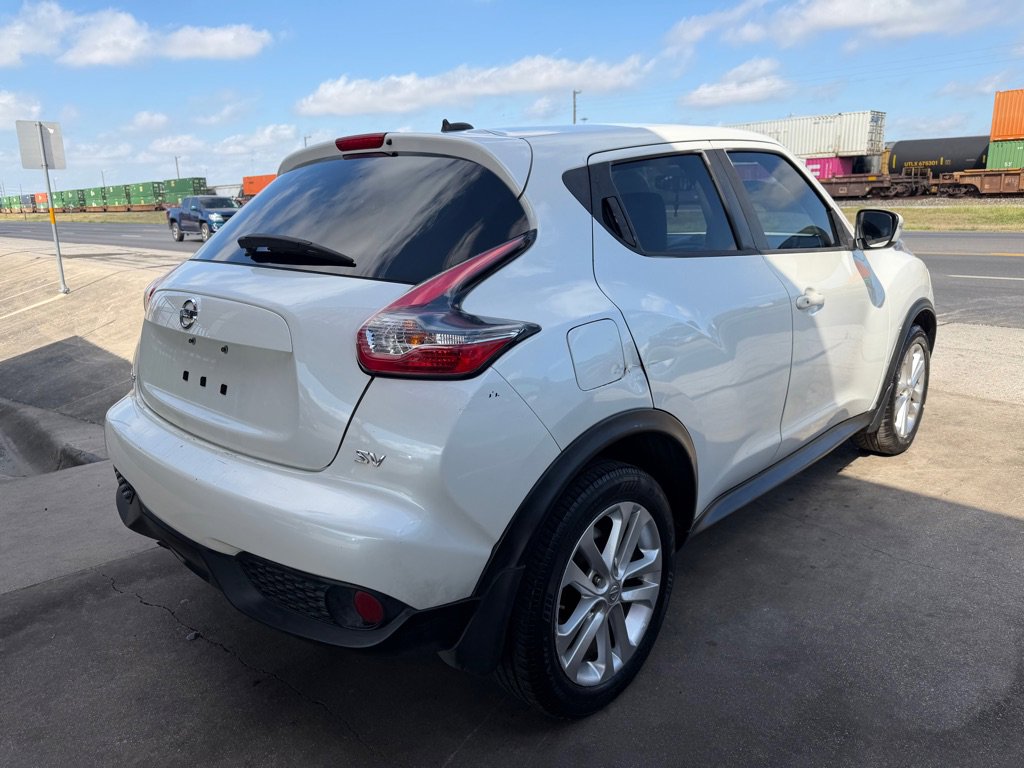 Used 2016 Nissan Juke SV FWD image 31