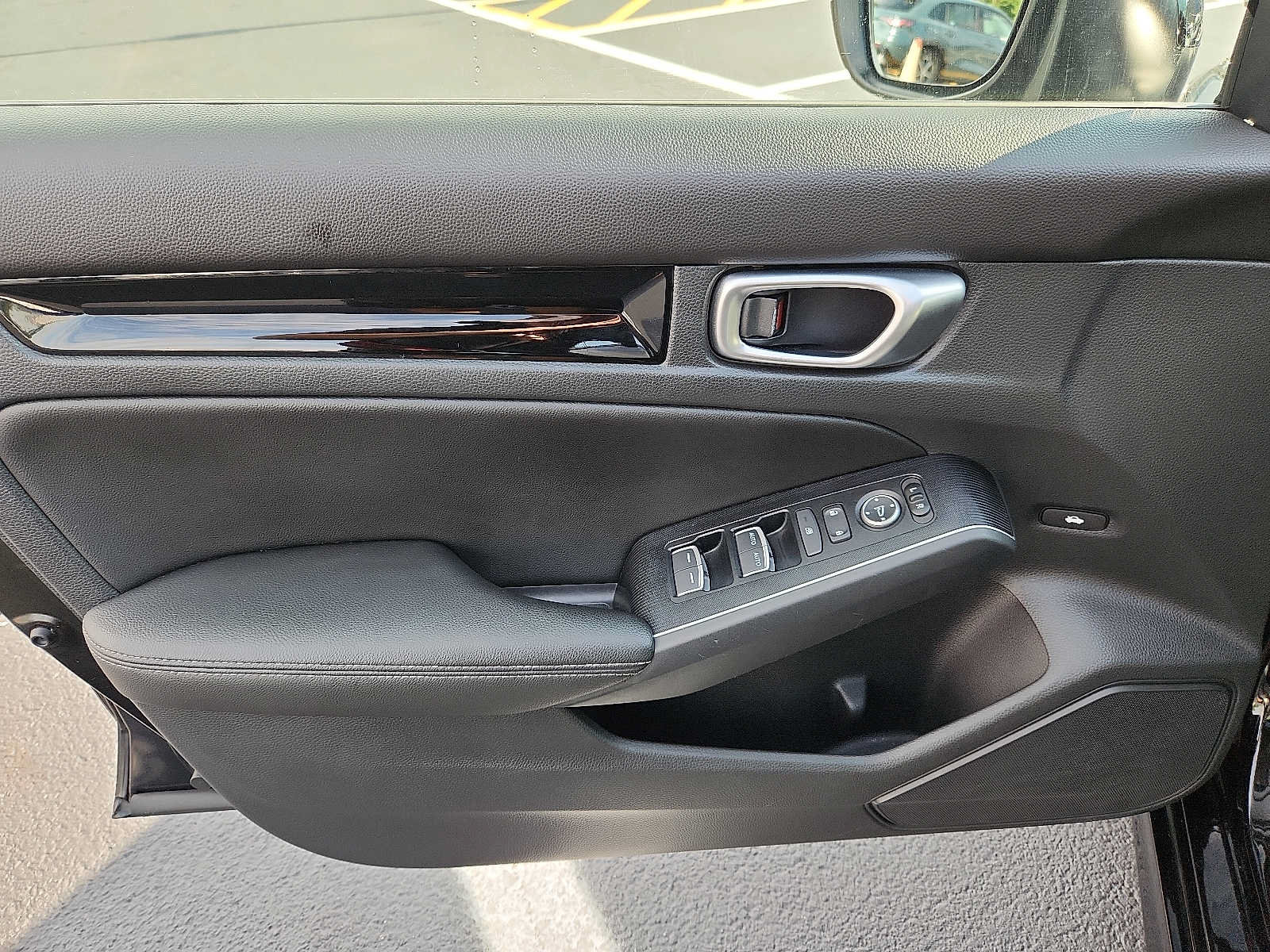 Certified 2024 Honda Civic Touring image 12