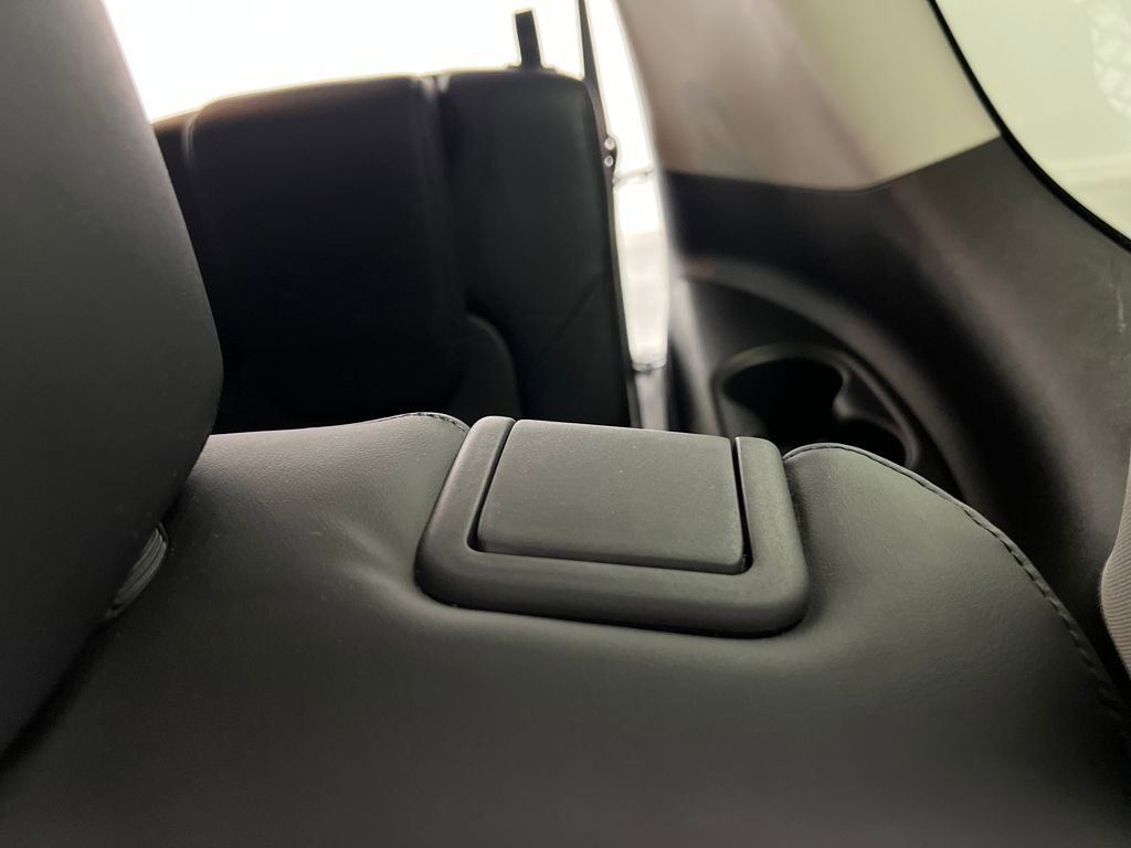 Used 2024 Nissan Armada SV w/ Cargo Package image 15