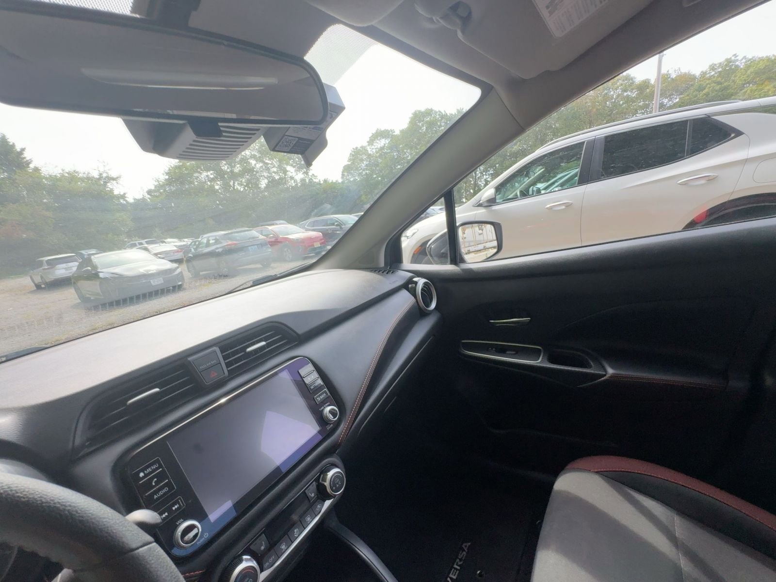 Used 2024 Nissan Versa SR image 21