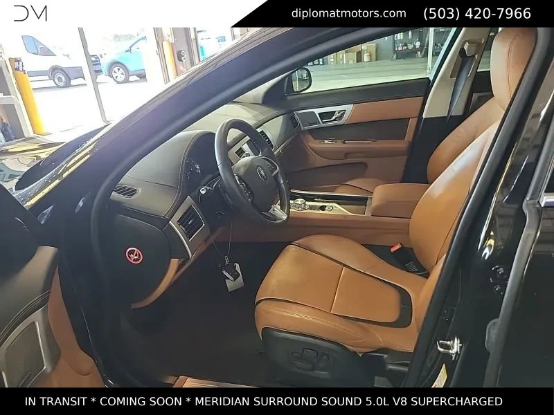 Used 2015 Jaguar XF Supercharged image 8